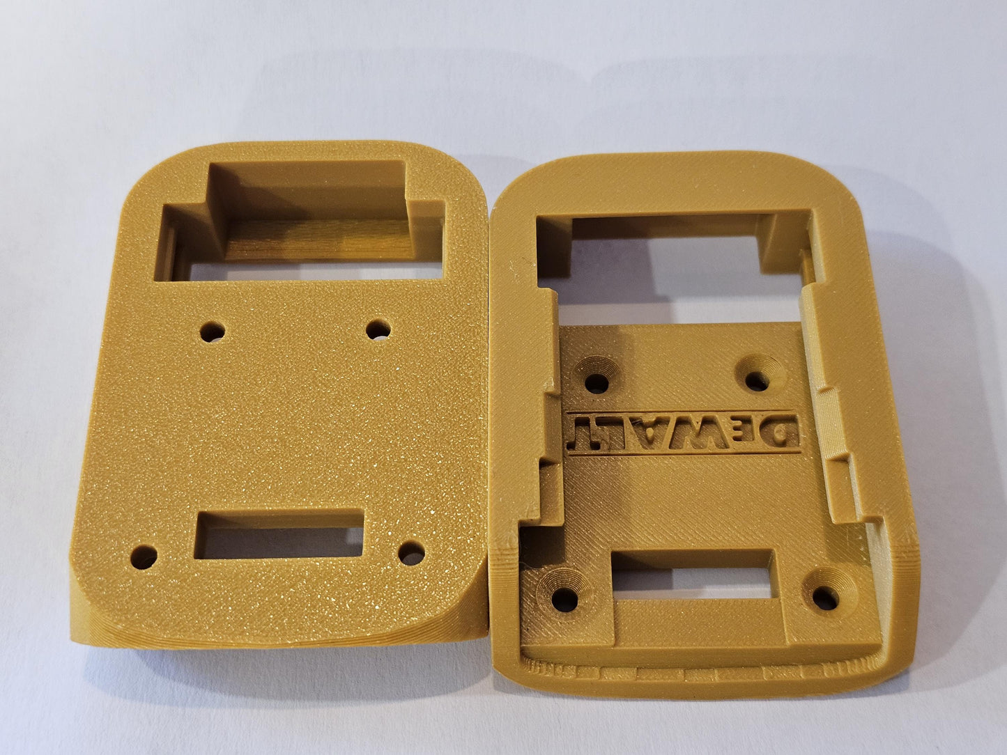 DeWalt Battery Wall Mount – 3D Printed Bracket Holder for 20V Batteries – Tool Organizer